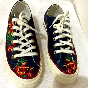 Converse Low Cut Floral Chuck Taylor ( Unisex)